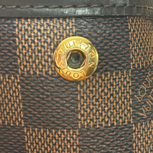 Louis Vuitton Damier Hampstead MM shoulder tote bag - Picture 4 of 17